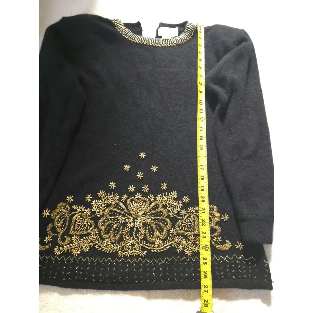 Vintage‎ Belldini Women's Sweater Large Black Beaded Angora Lambswool Floral